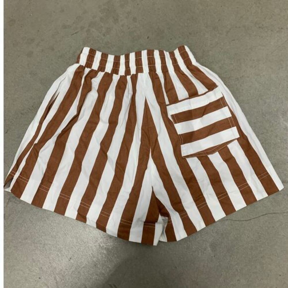 Tuckernuck Aston Studio The Harvey Short in Cigar & Optic‎ Stripe - Picture 3 of 4